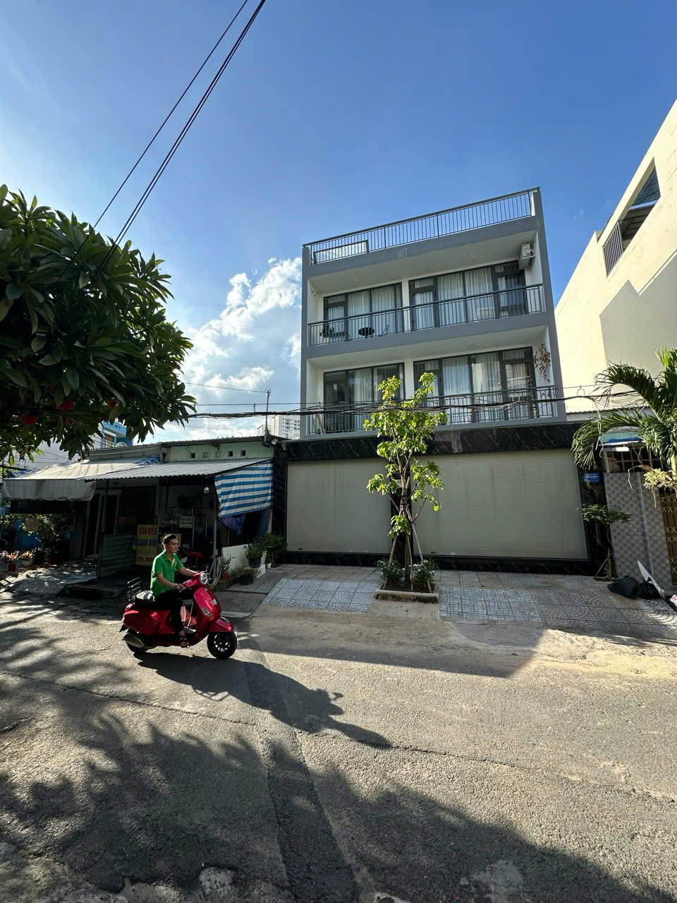 Biệt Thự Mini Siêu Đẹp – Ngang Khủng 8.2m – Trung Tâm Quận Bình Thạnh